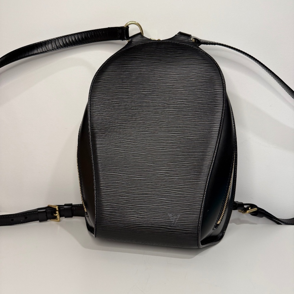 Authentic Louis Vuitton Epi Leather Mabillon Backpack Black